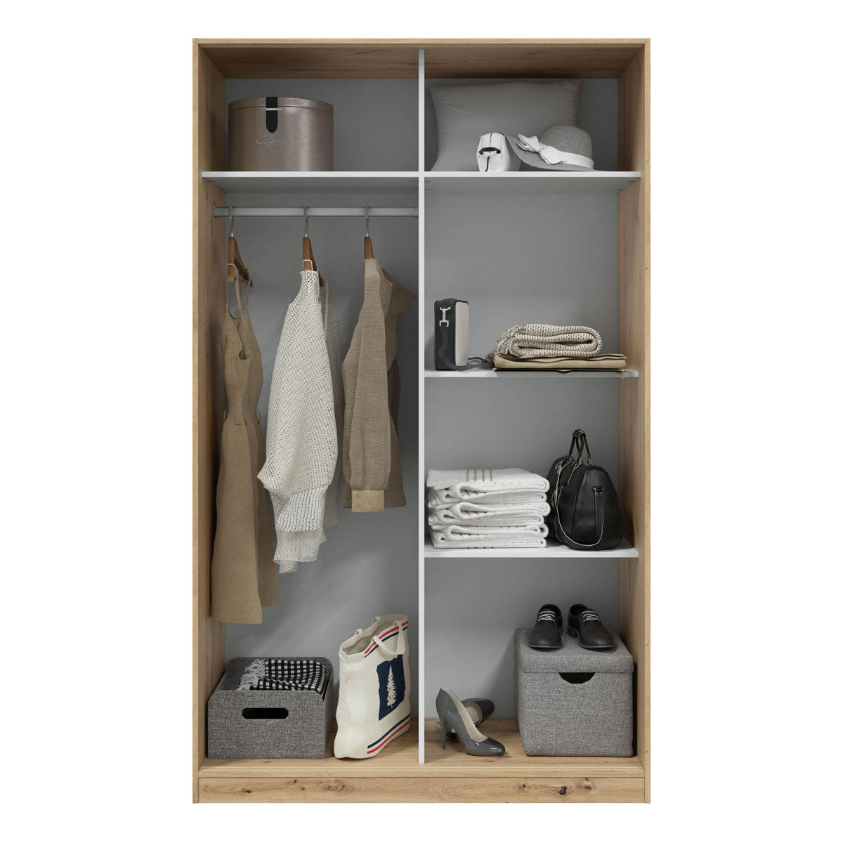 Armari amb portes corredisses model SAGUNT.