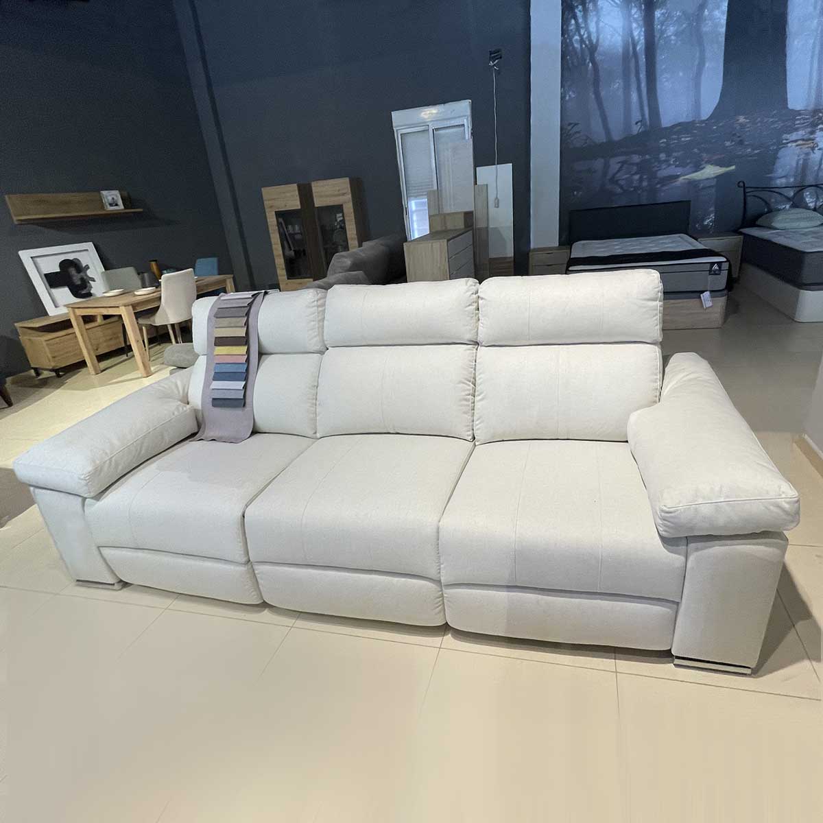 Chaiselongue model ALBAIDA.